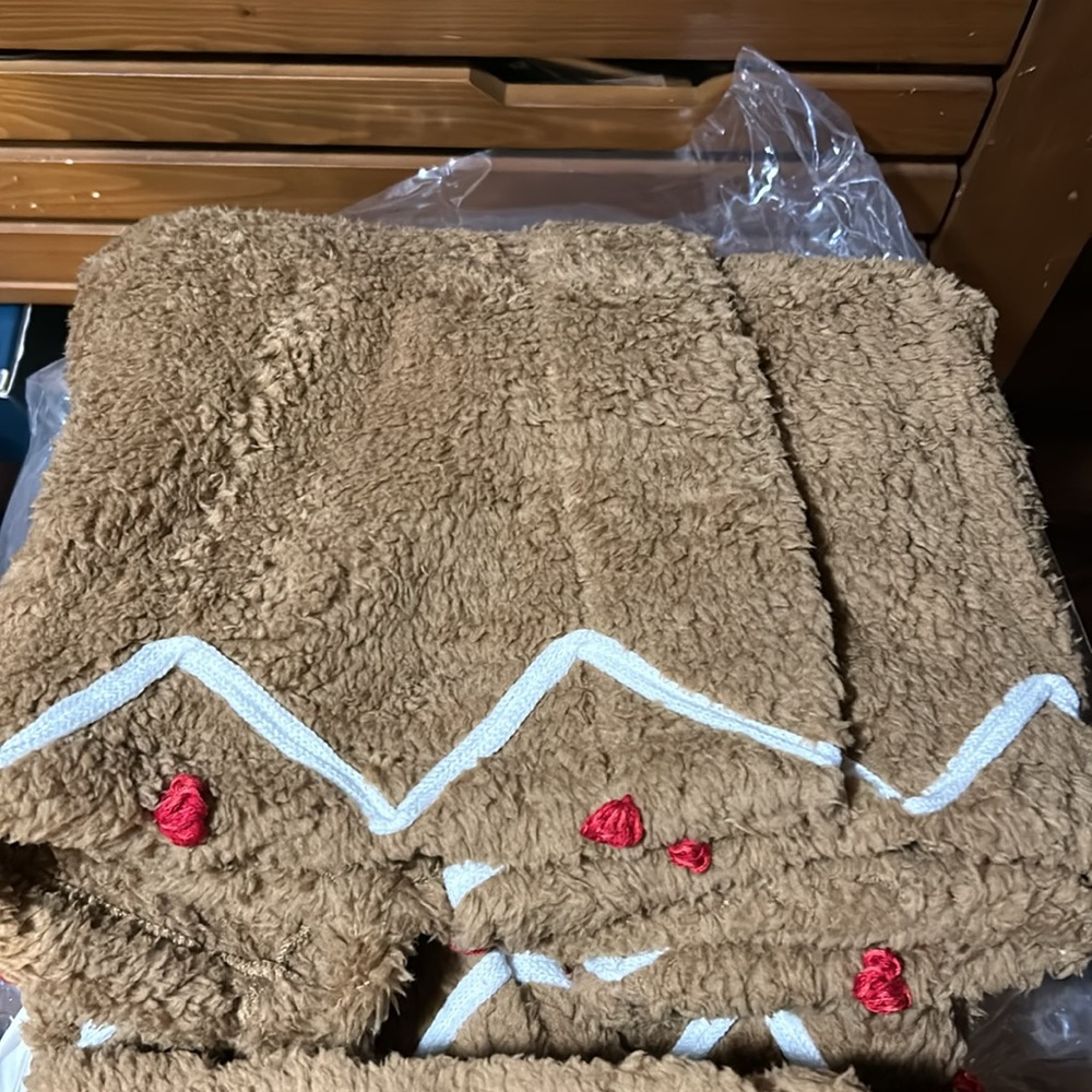 Pottery Barn 🫚 Gingerbread Robe Size L BNWT - Picture 6 of 9